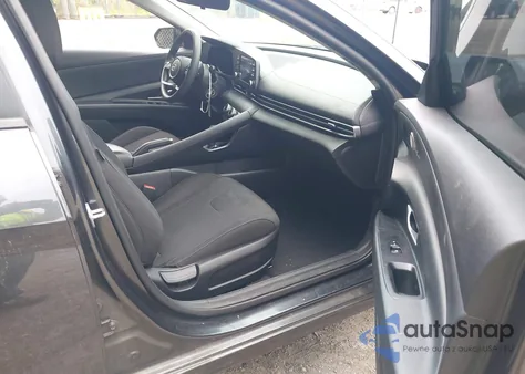 2021 Hyundai Elantra Se z USA, uszkodzony, nr VIN 5NPLL4AG0MH034844